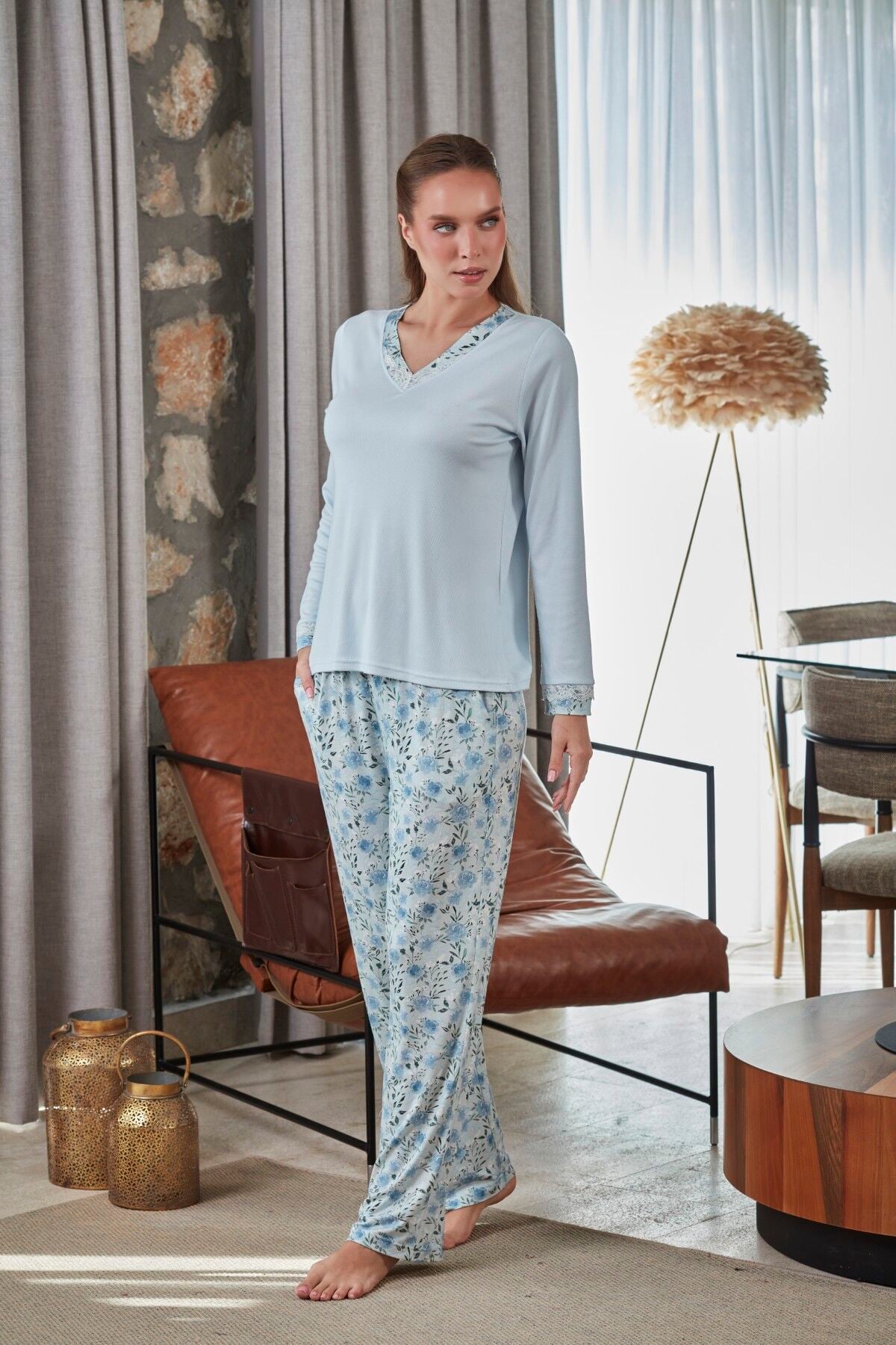 V Yaka Uzun Kol Desenli Büyük Beden Pijama Takımı CossybyAqua 27239