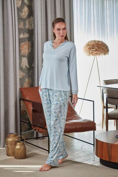 V Yaka Uzun Kol Desenli Büyük Beden Pijama Takımı CossybyAqua 27239