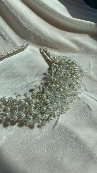 Tüylü Kristal Taç INT026