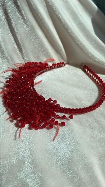 Tüylü Kristal Taç INT026