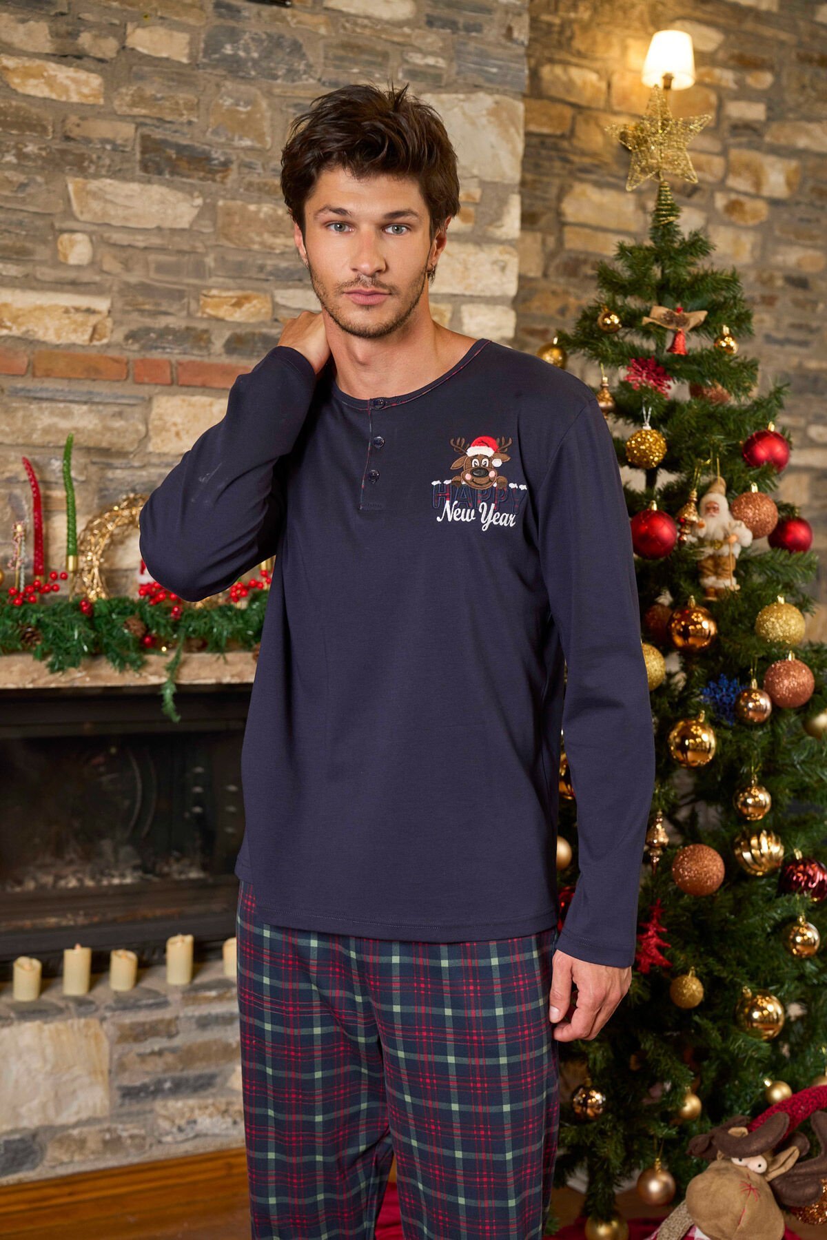 Yeni Yıl Temalı Ekose Desen Erkek Pijama Takımı CossybyAqua 26164 Lacivert