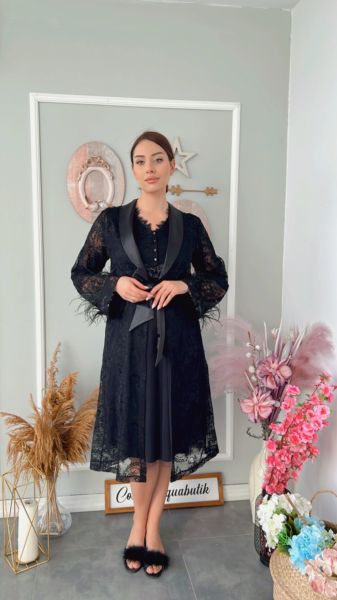Dantel ve Tüy Detaylı Sabahlık Cossy By Aqua