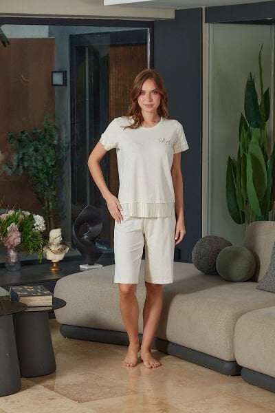 Kısa Kol Yırtmaçlı Pijama Kapri Takım CossybyAqua 26571