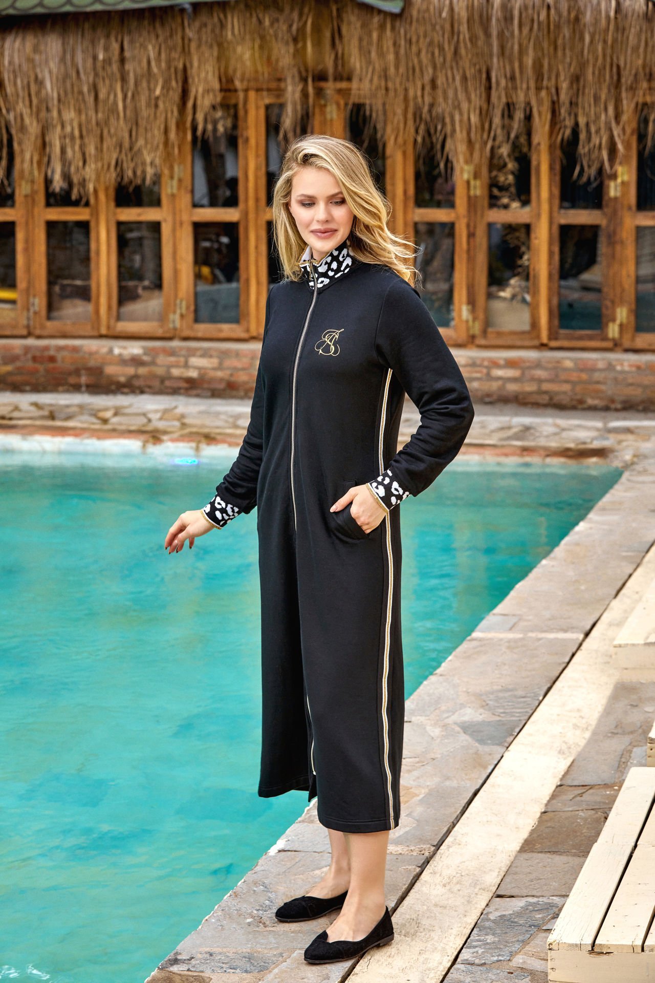 Dik Yaka Önden Fermuarlı Elbise Cossy by Aqua 24311