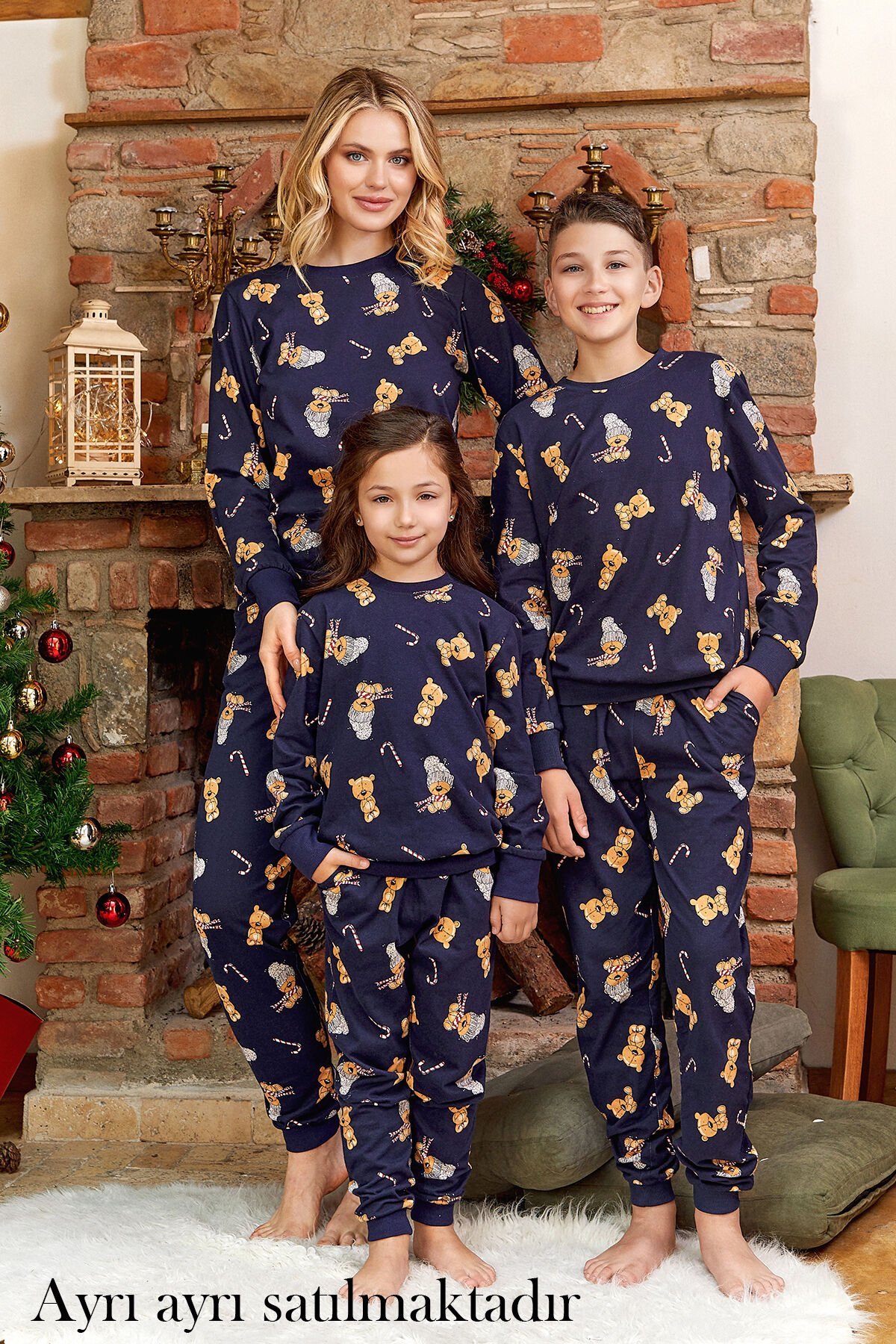 Baskı Detaylı Yeniyıl Çocuk Pijama Takımı Cossy by Aqua 24486